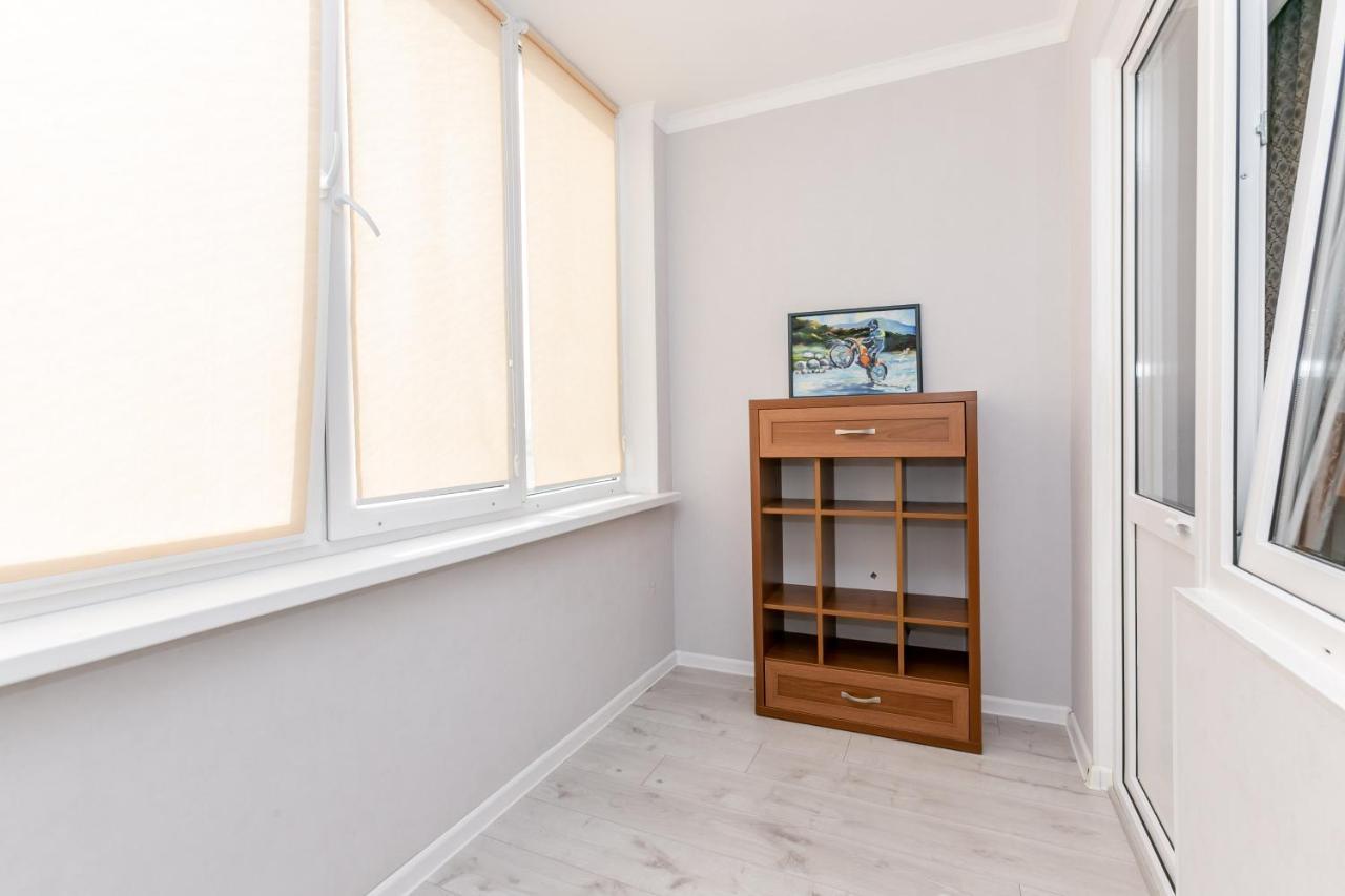 Apartament In Zona Centrala Si Parc Chisinau Bagian luar foto